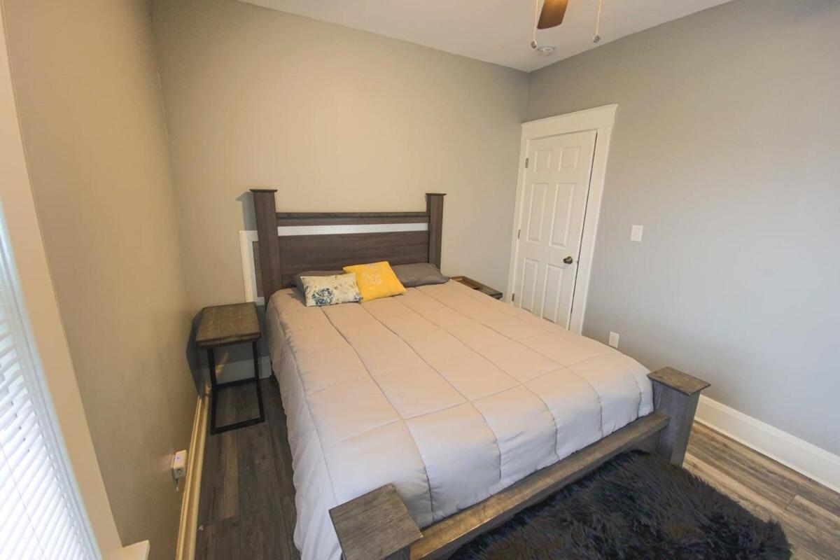 Large 6Br, 2 Bath In Niagara Falls Extérieur photo