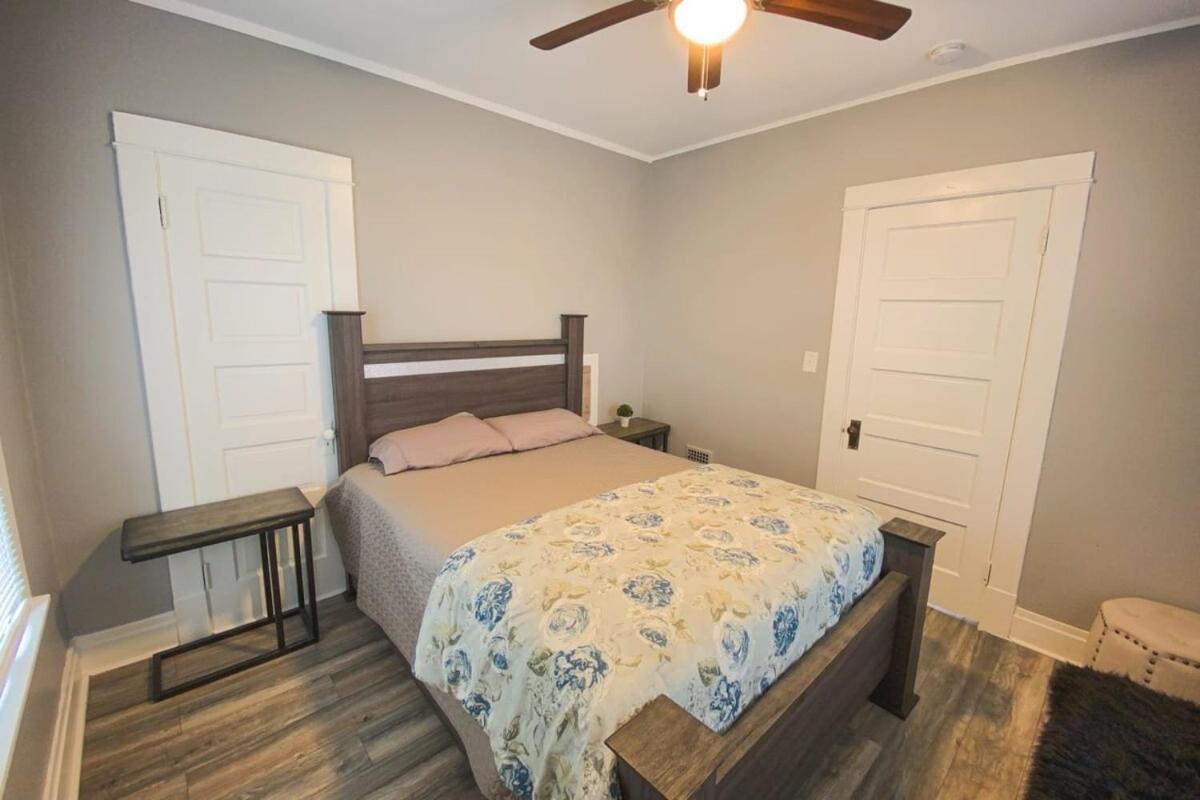 Large 6Br, 2 Bath In Niagara Falls Extérieur photo