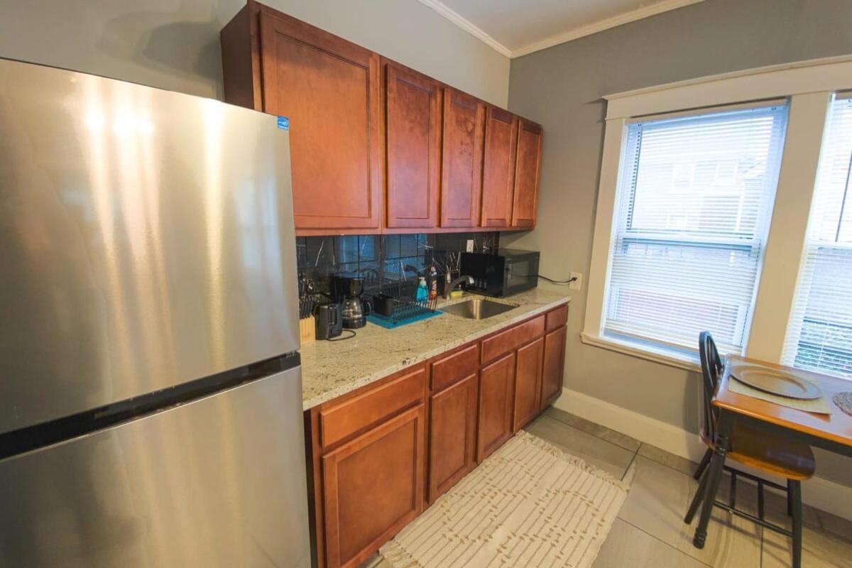 Large 6Br, 2 Bath In Niagara Falls Extérieur photo